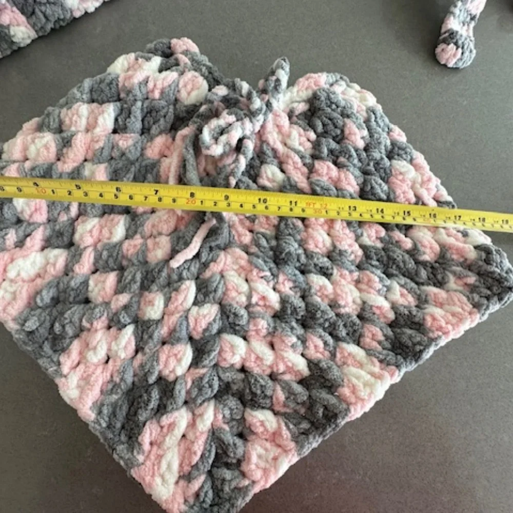New Handmade Crochet Baby 3-Piece Set (33